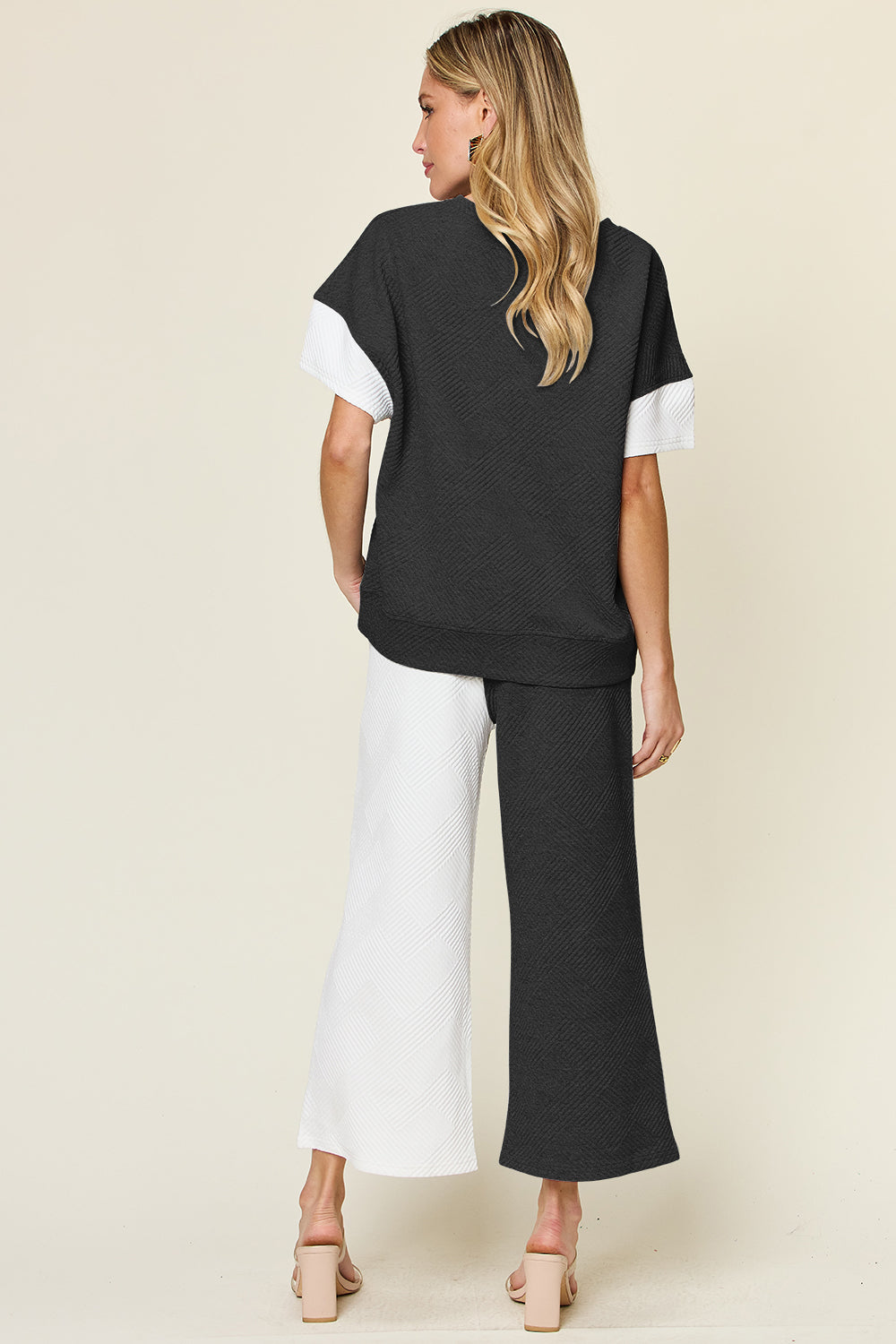 Textured Contrast T-Shirt & Wide-Leg Pants Set