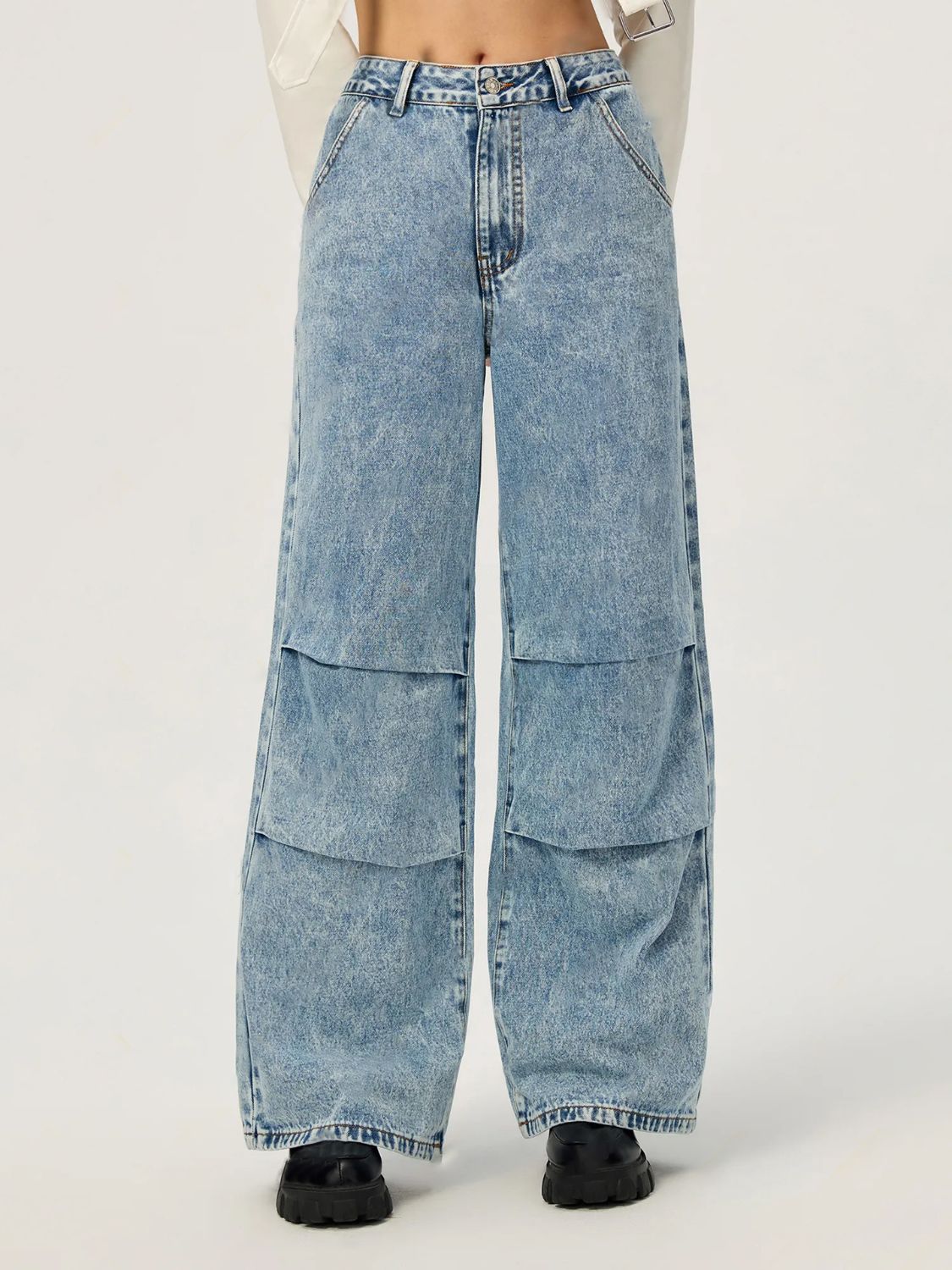 Wide-Leg Jeans with Pockets