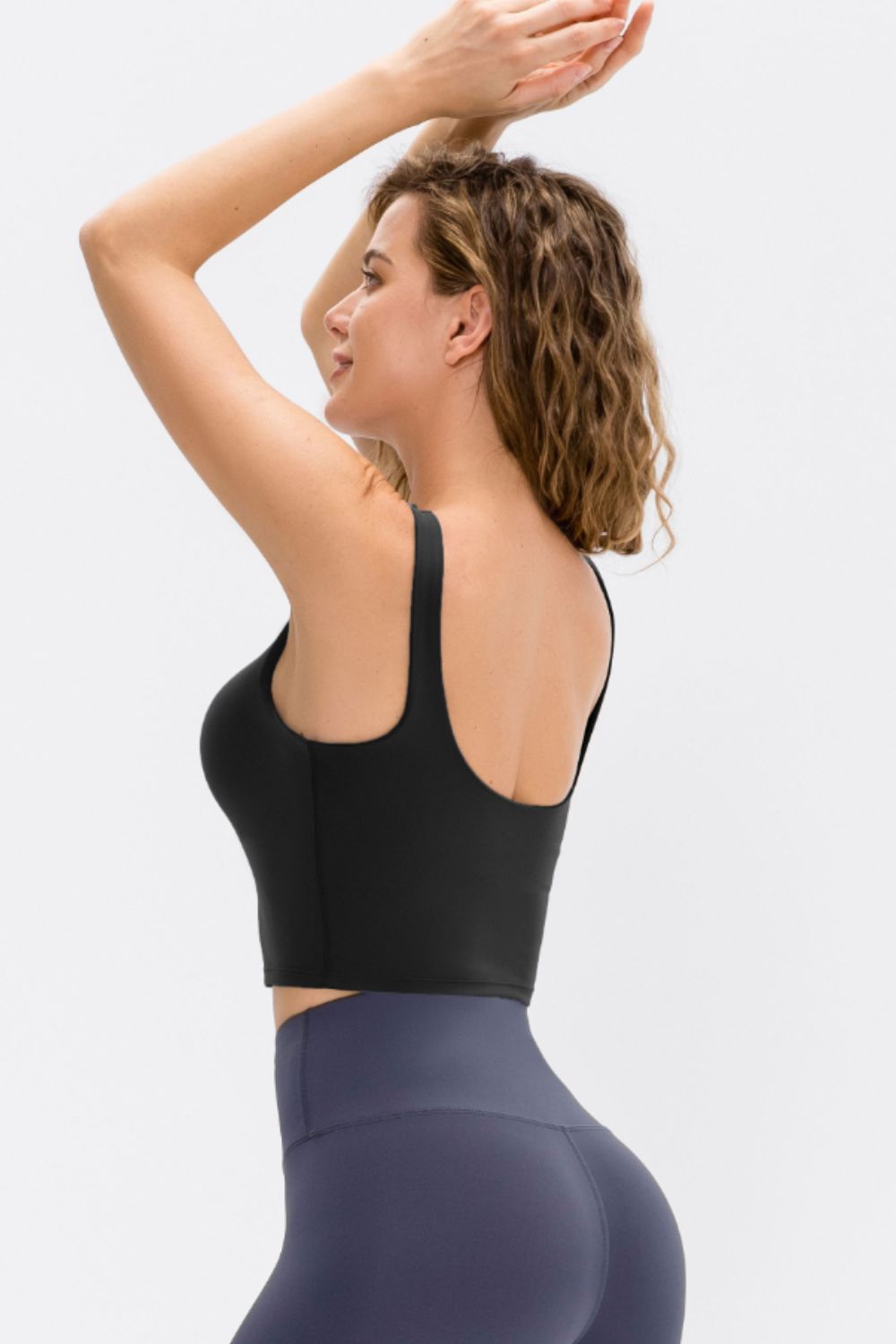 Cropped Scoop Neck Active Tank