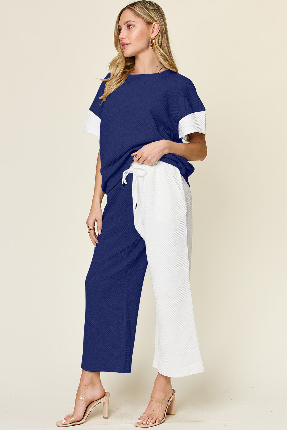 Textured Contrast T-Shirt & Wide-Leg Pants Set