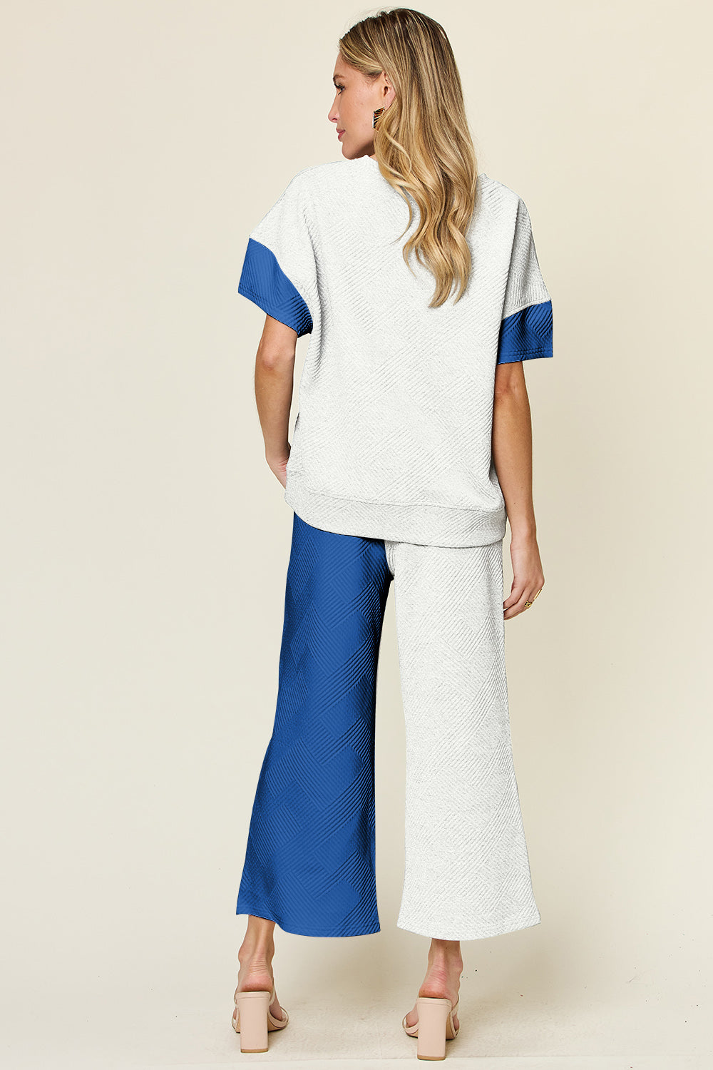 Textured Contrast T-Shirt & Wide-Leg Pants Set