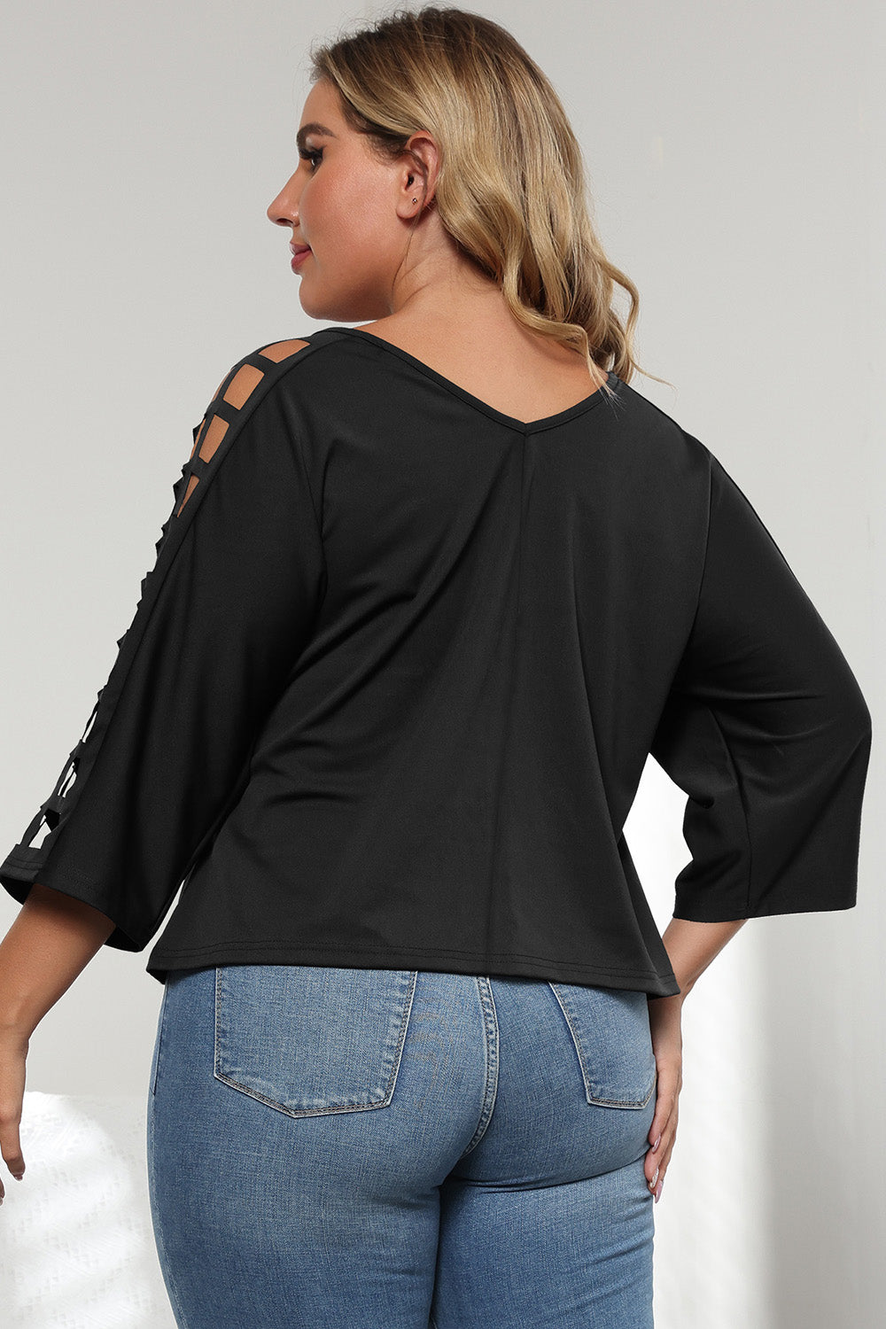 Chic Cutout 3/4 Sleeve Top
