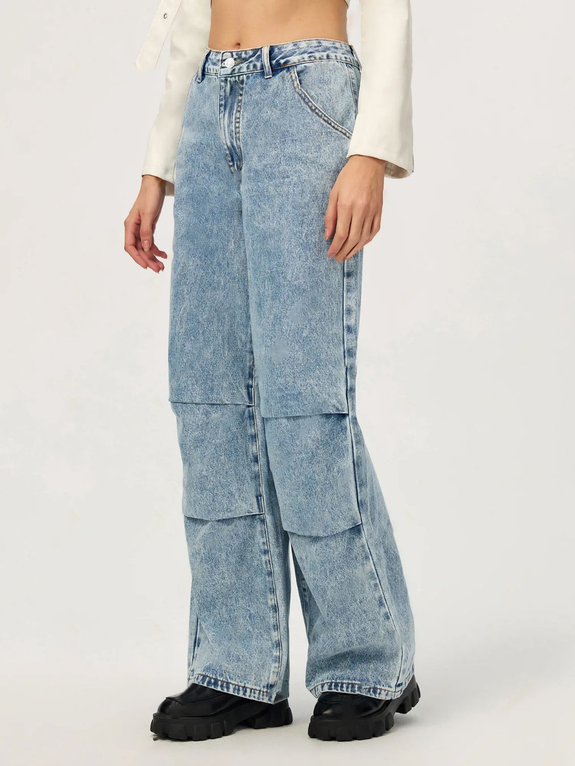 Wide-Leg Jeans with Pockets