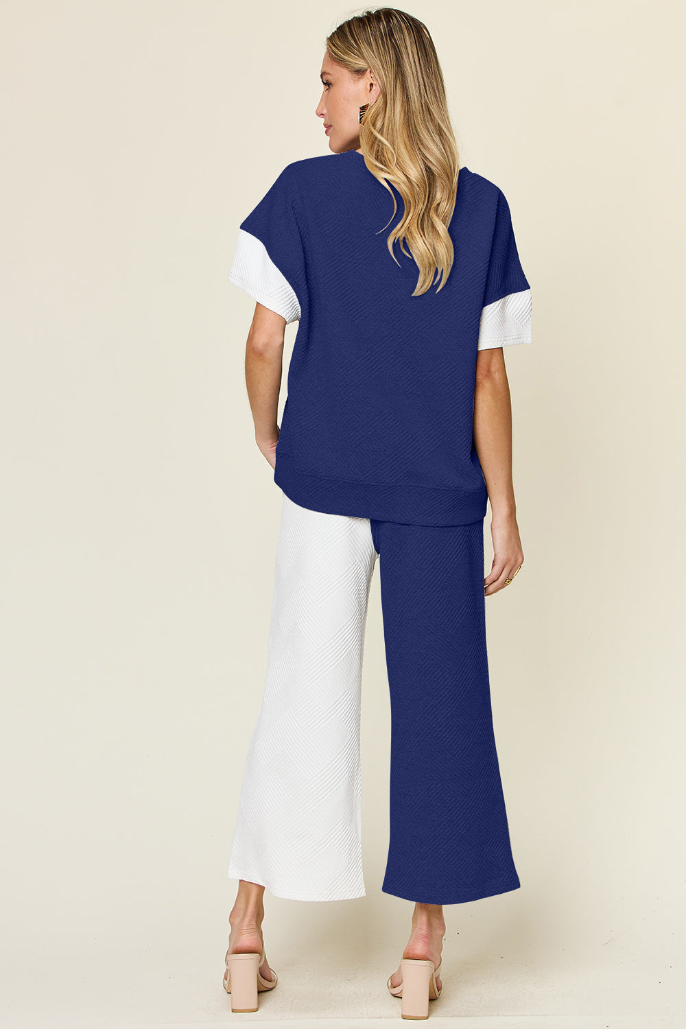 Textured Contrast T-Shirt & Wide-Leg Pants Set
