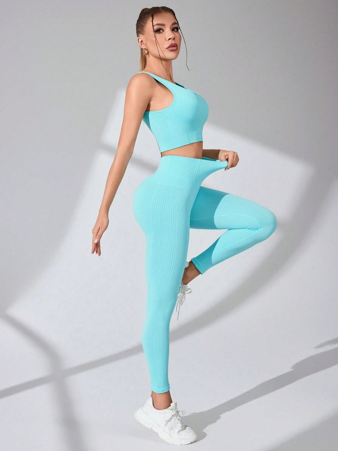 Scoop Neck Active Set