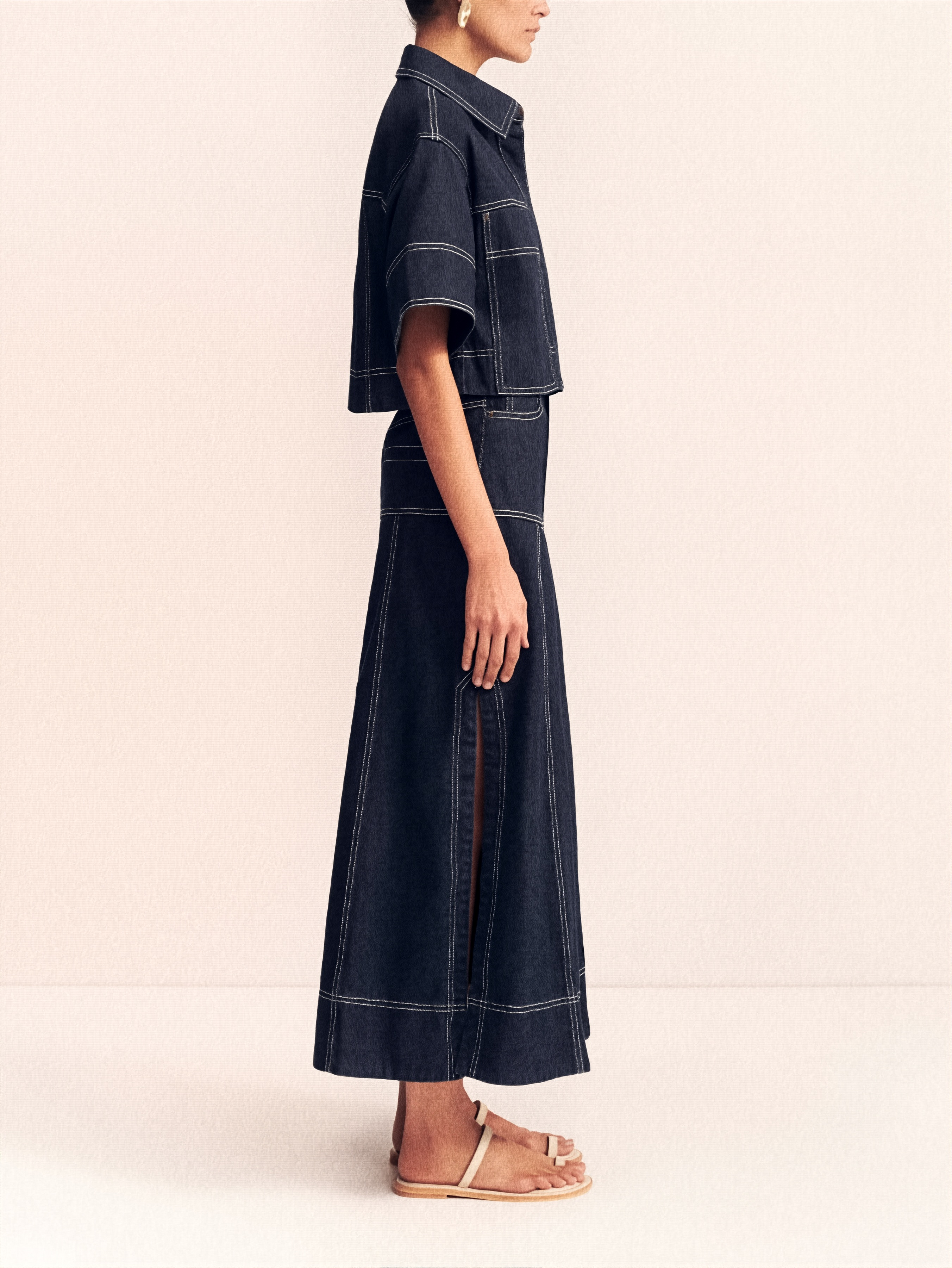 Cropped Contrast Stitch Denim Top