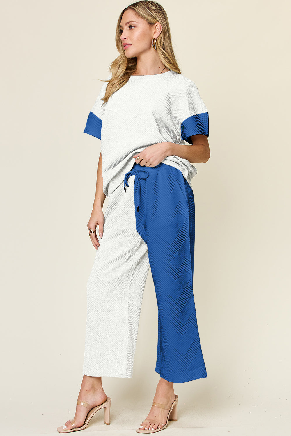 Textured Contrast T-Shirt & Wide-Leg Pants Set