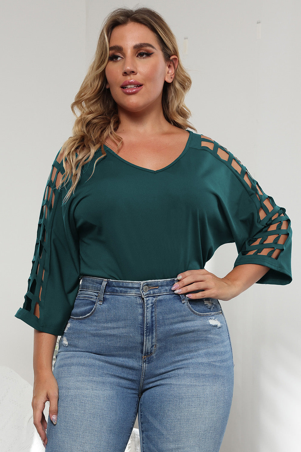 Chic Cutout 3/4 Sleeve Top