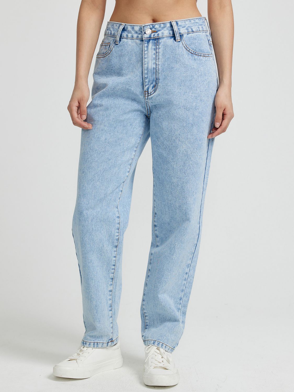 Straight Leg Jeans