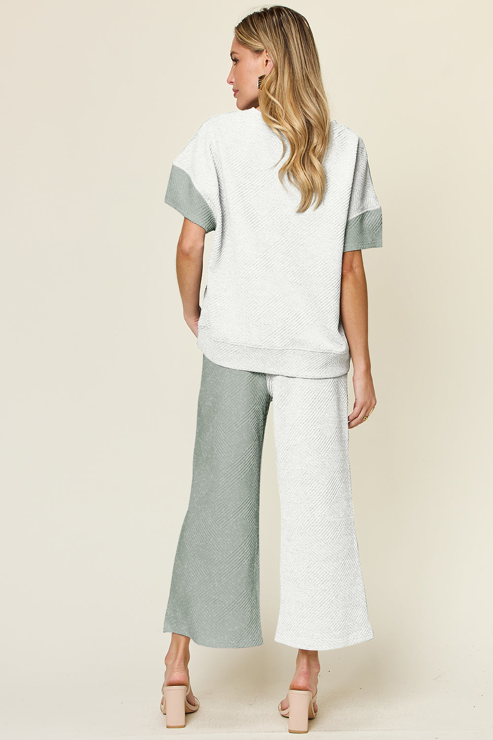 Textured Contrast T-Shirt & Wide-Leg Pants Set